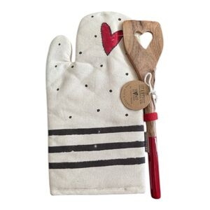 Heartful Home by Tracy Pesche Oven Mitt and Wooden Spoon-Gift Set NWT